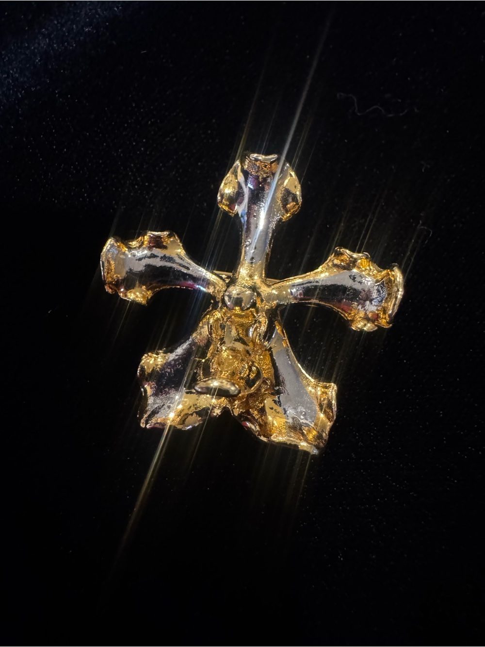 Unsigned Dual-finish orchid brooch/pendant marked A22K GF